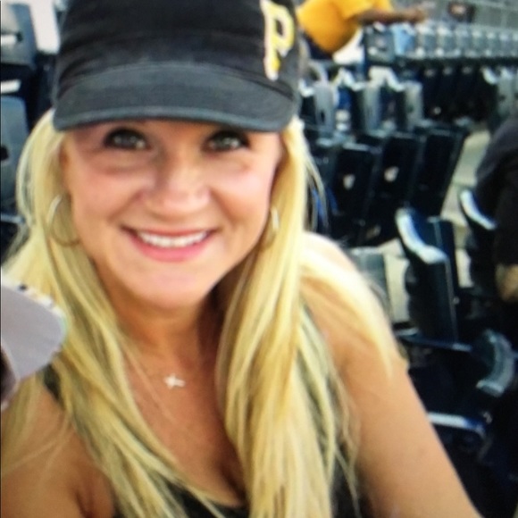 Meet your Posher, Kimberly - Picture 12 of 12